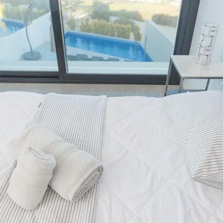 Villa Fidalsa Moet & Chandon Sea Views