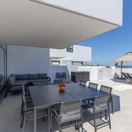 Fidalsa Moet & Chandon Sea Views 瓜尔达马尔·德尔·塞古拉