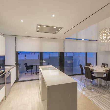 Fidalsa Moet & Chandon Sea Views 别墅 *